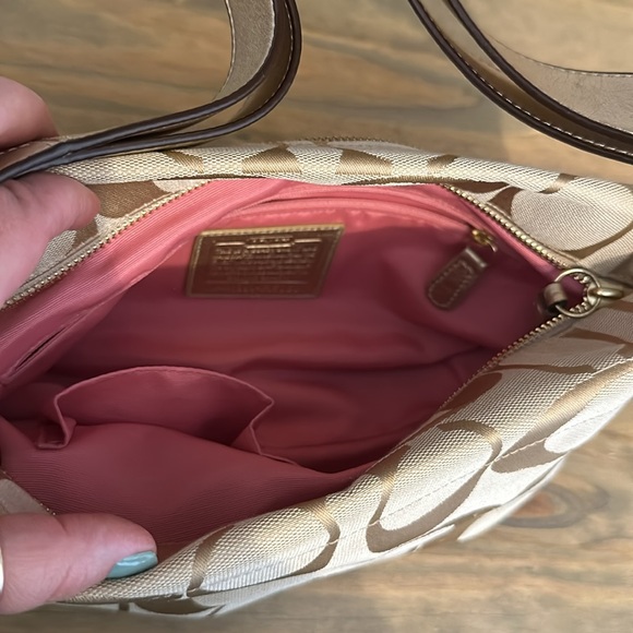 Coach signature hobo bag - Picture 5 of 6
